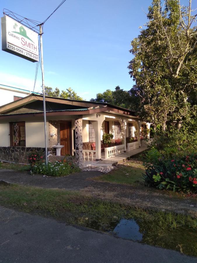 Cabinas Smith 卡维塔 外观 照片